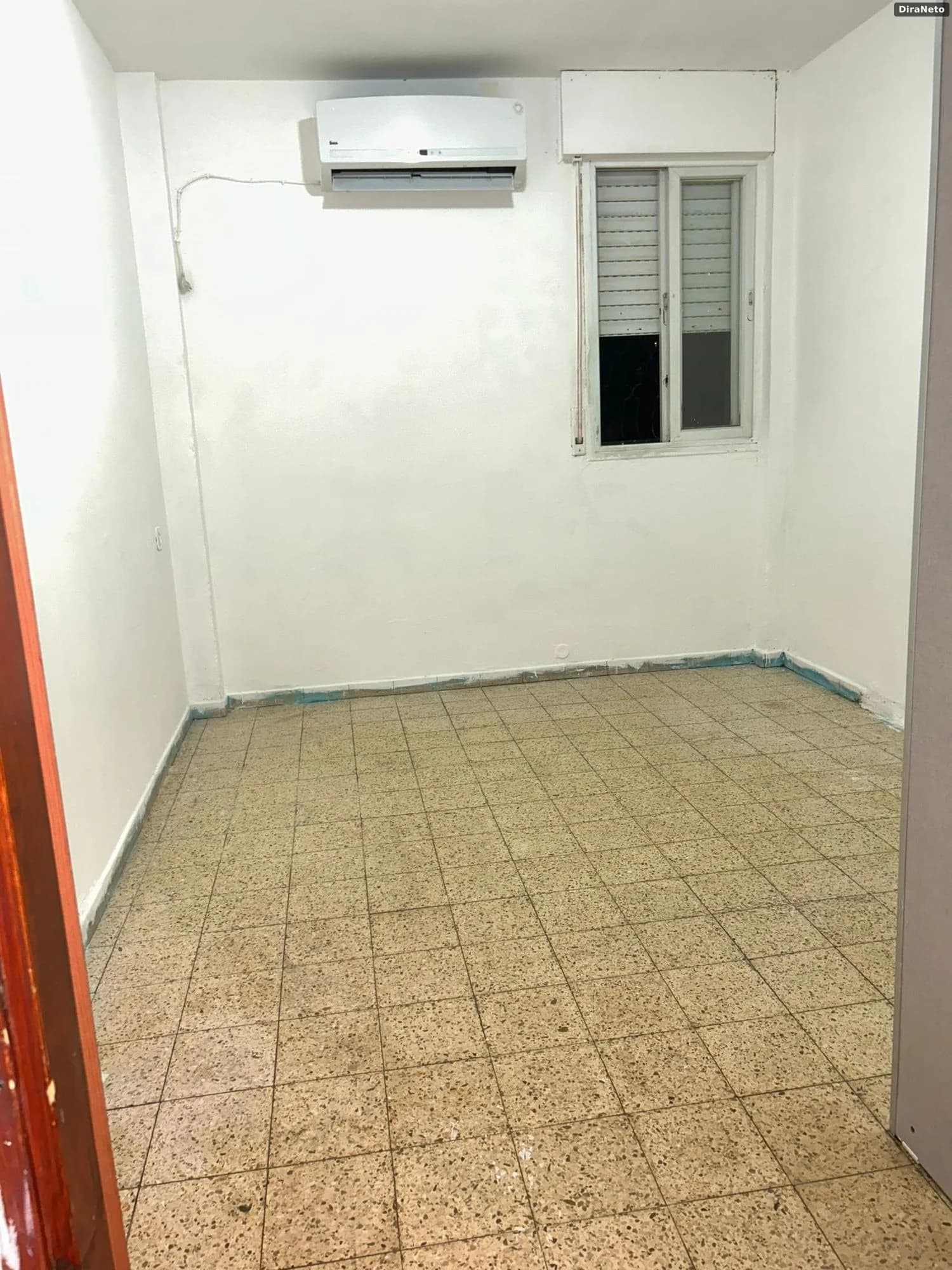 2 חדרים בשניאור זלמן 35 - תמונה 3